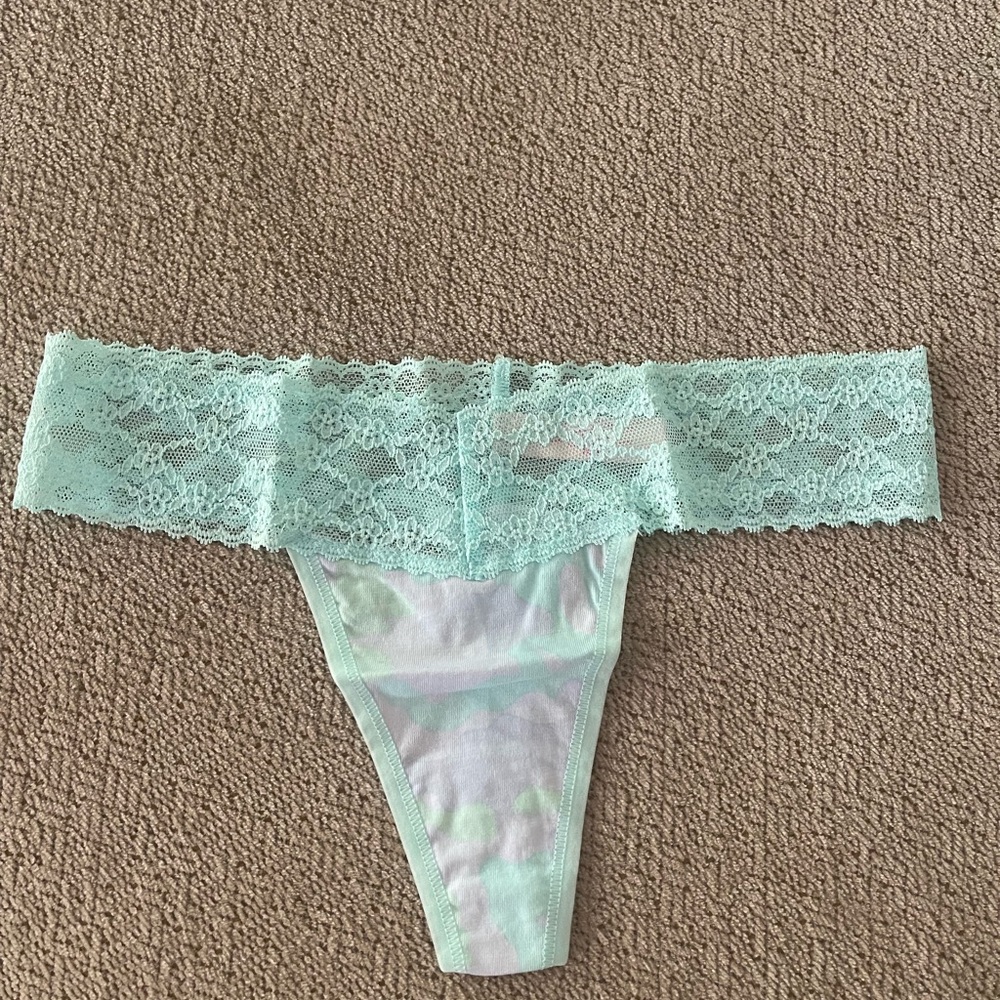 Victoria’s Secret lace trim thong